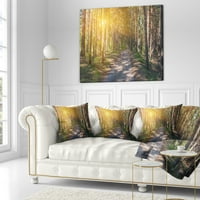 Designart debela šuma sa žutim sunčevim zracima - jastuk za bacanje pejzažne fotografije-16x16